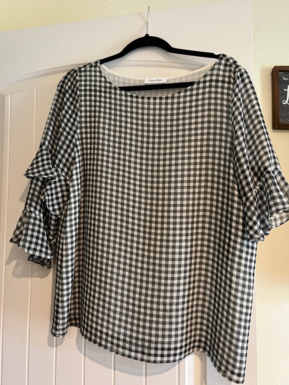 Calvin Klein Black & White Gingham Ruffle-Sleeve Blouse